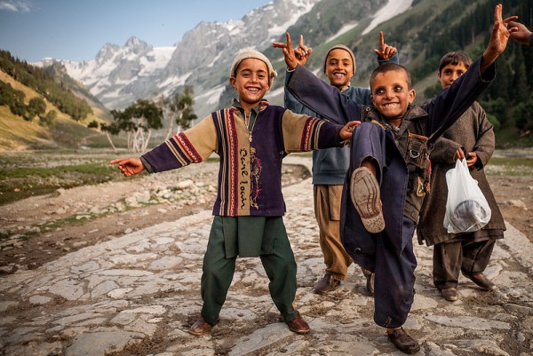 25 Photos of Children Around the World